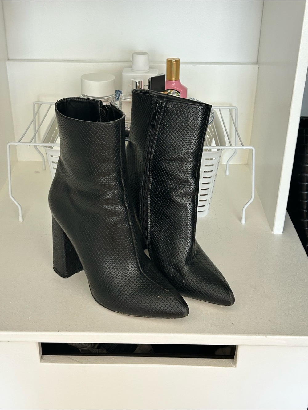 Boohoo Black Textured Pointed Toe Ankle Boots